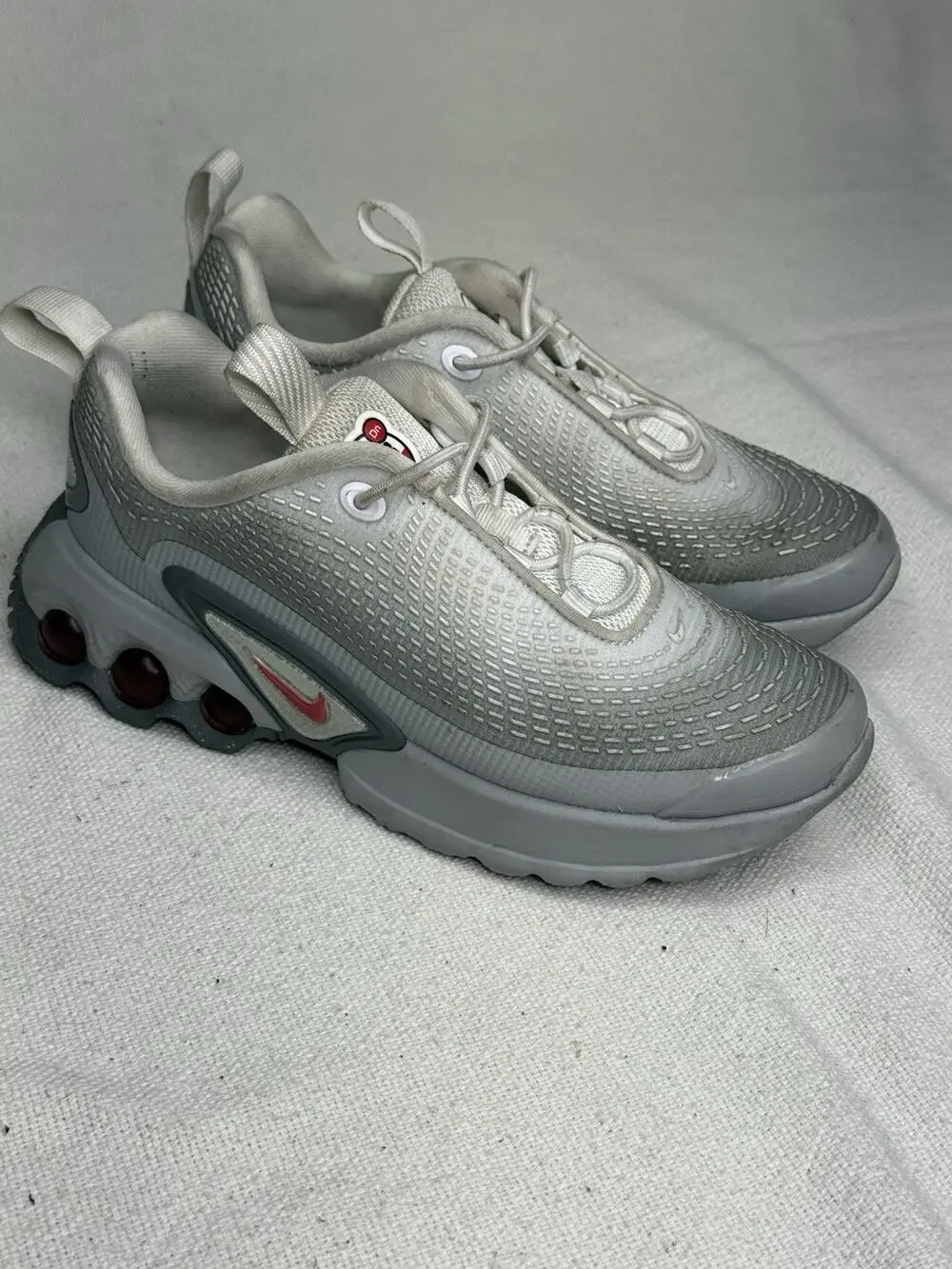 Nike Air Max Dn Breathable Support Breathable Support Low top Kids Size 13.5C